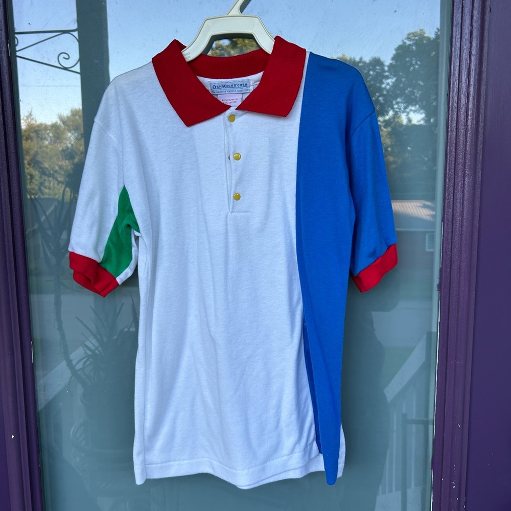 GENERRA Red and Blue Polo Shirt Sporty Color-Block Design